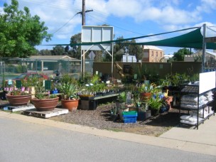 Hardware - Stores - Retail Listing
